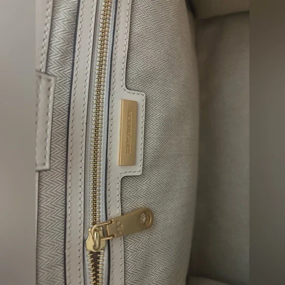 (SOLD) Tory Burch Large Ella Printed Tote Bag - Picture 8 of 8